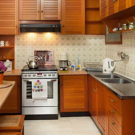 Beautiful & Renovated Central In Kolonaki