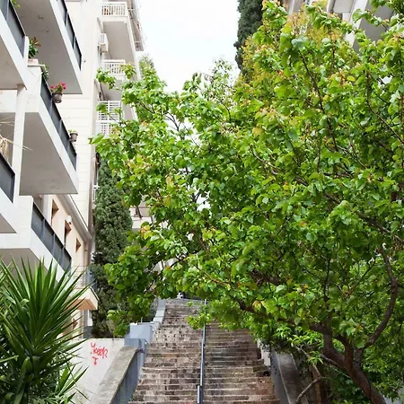 Beautiful & Renovated Central In Kolonaki Apartment Athens